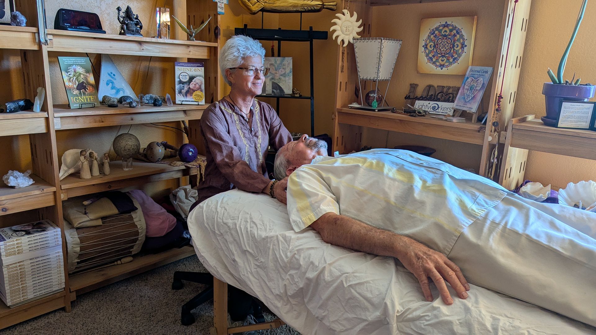 Angel Marie conducting a Reiki energy healing session